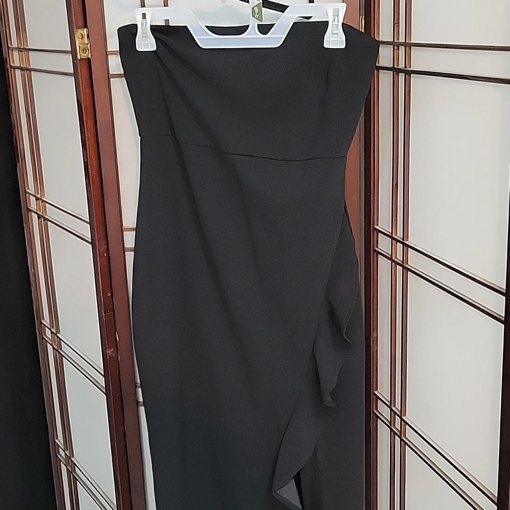 Formal Black Strapless Gown, Size Medium - Picture 1 of 4